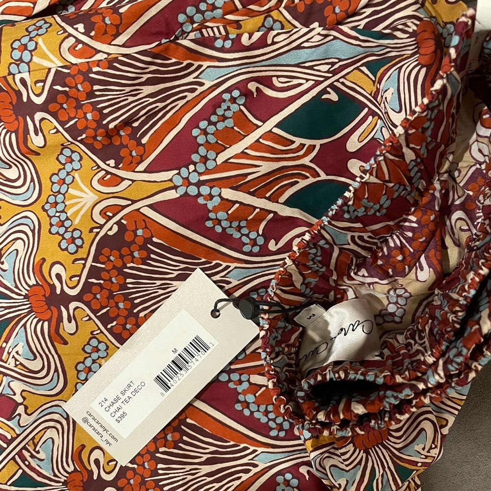 Cara Cara Chase Skirt in Chai Tea Deco *NWT* - Picture 5 of 5